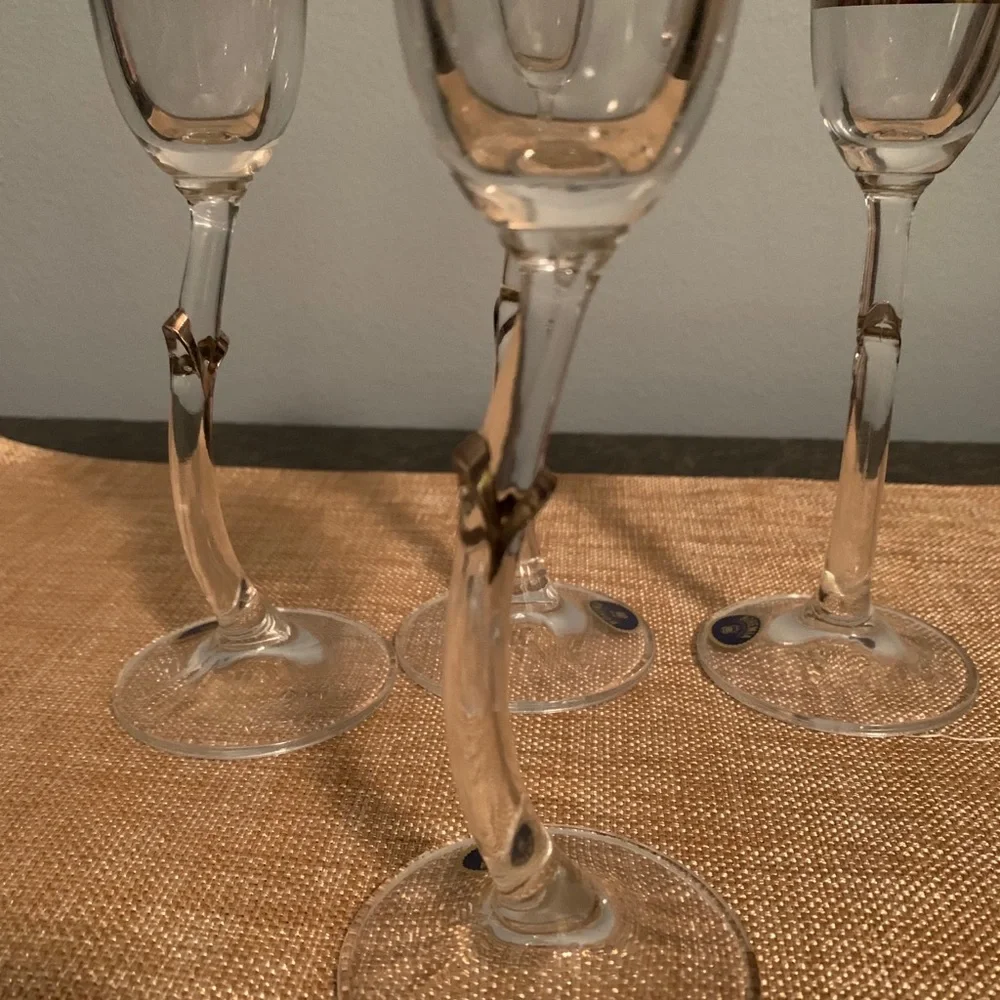 Bohemian Crystal Cordial Etched Gold Stemware - Picture 4 of 6